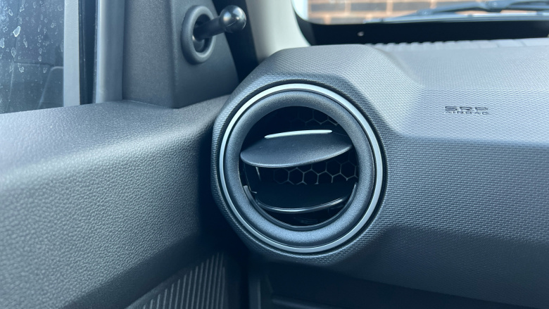 Dacia Spring 27kWh Expression 65 48kW 5dr Auto Electric Hatchback